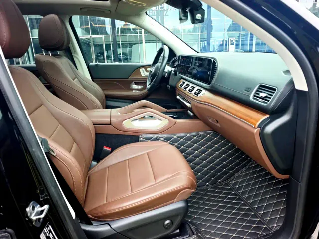Mercedes-Benz GLE-Class — Фото автомобиля 17