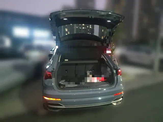 Audi Q3 — Фото автомобиля 9