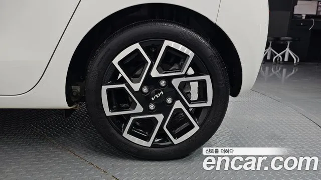 Kia RAY Новый Kia Ray Prestige — Фото автомобиля 5