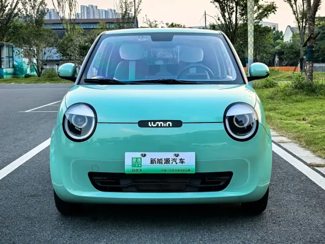 Changan Lumin — Фото автомобиля 2