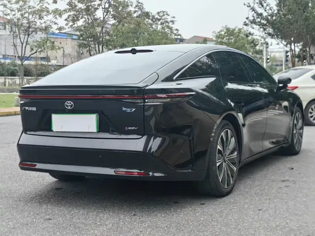Toyota BoZhi 7 — Фото автомобиля 16