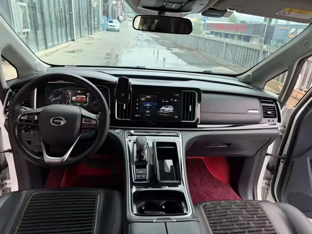 GAC Trumpchi M8 — Фото автомобиля 6