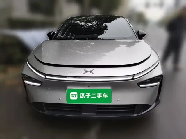 Xpeng P7+ — Фото автомобиля 2