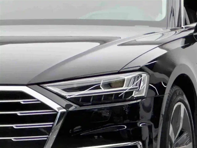 Audi A8 — Фото автомобиля 3