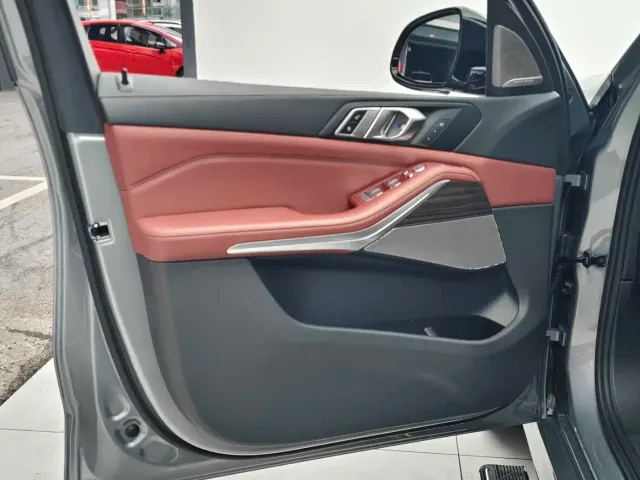 BMW X5 — Фото автомобиля 14
