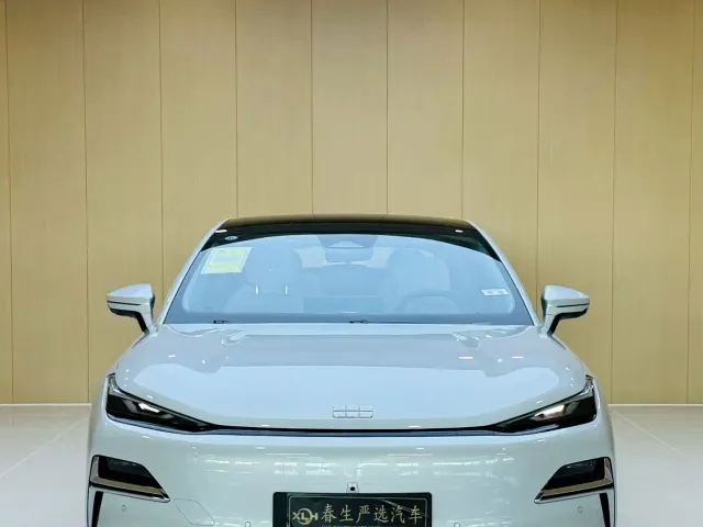 Geely Galaxy Xingyao 8 — Фото автомобиля 2