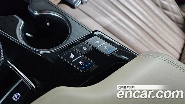Kia K8 K8 Hybrid — Фото автомобиля 23