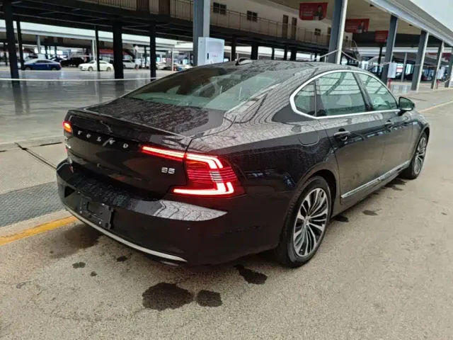 Volvo S90 — Фото автомобиля 6