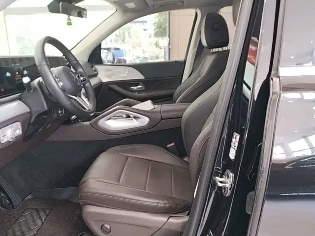 Mercedes-Benz GLE-Class — Фото автомобиля 14