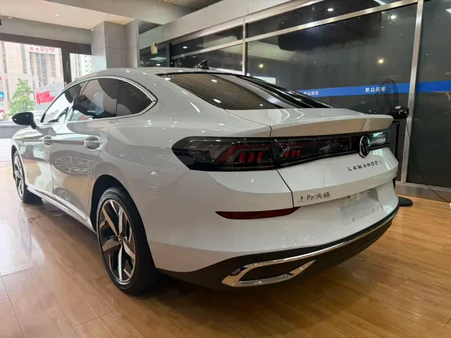 Volkswagen Lamando — Фото автомобиля 13
