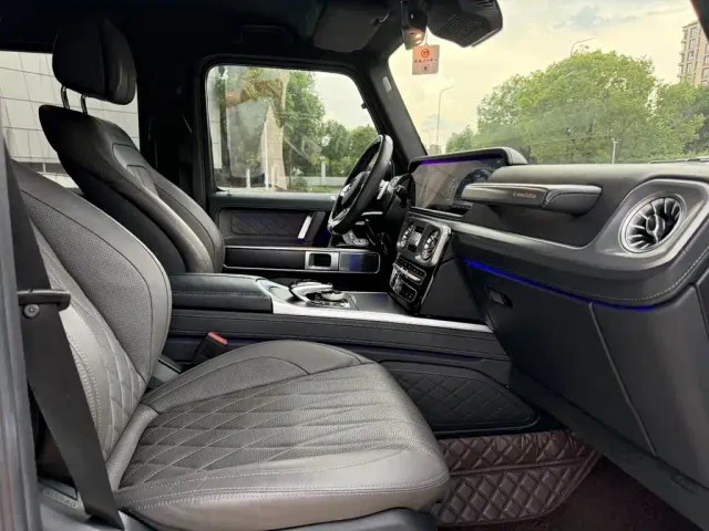 Mercedes-Benz G-Class — Фото автомобиля 11