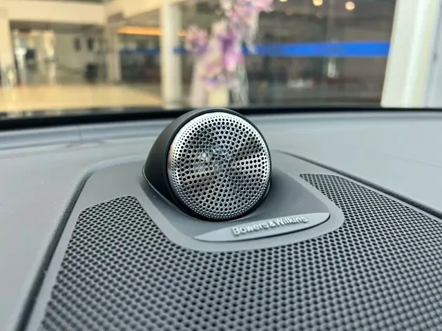 Volvo XC60 — Фото автомобиля 10
