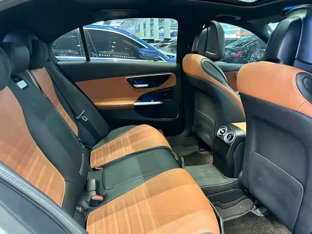 Mercedes-Benz C-Class — Фото автомобиля 6