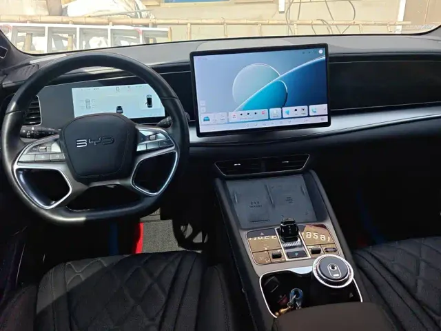 BYD Sealion 07 EV — Фото автомобиля 12
