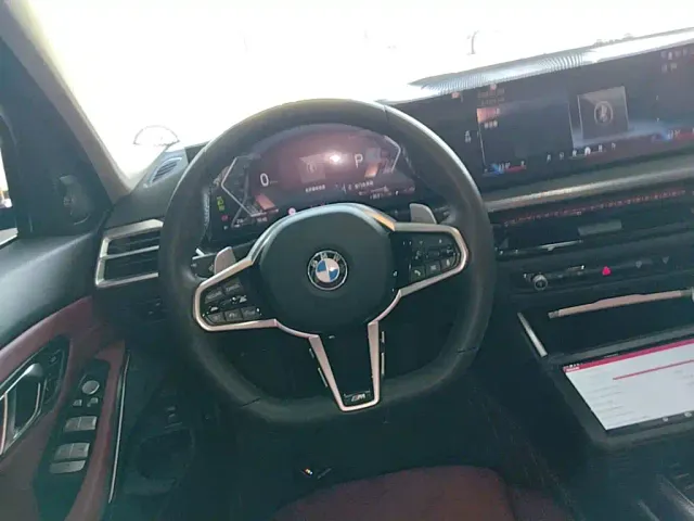 BMW 3 Series — Фото автомобиля 10
