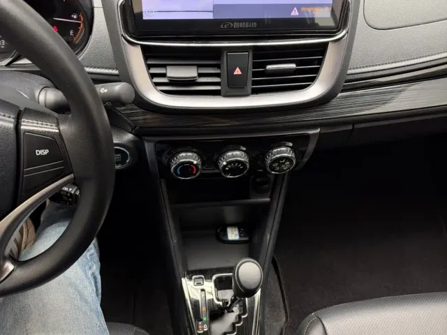 Toyota YARiS L Zhi Xuan — Фото автомобиля 11