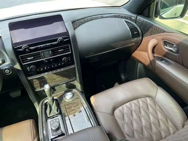 Nissan Patrol — Фото автомобиля 15