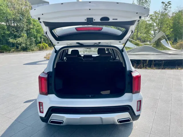 Kia Sportage — Фото автомобиля 22