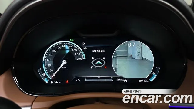 Genesis GV70 — Фото автомобиля 8
