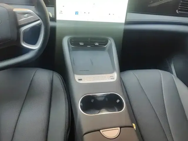 BYD Sealion 06 New Energy 2025 DM-i 170 Pilot Pro Edition — Фото автомобиля 16