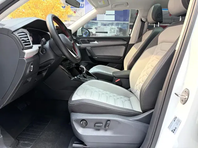 Volkswagen Tayron — Фото автомобиля 7