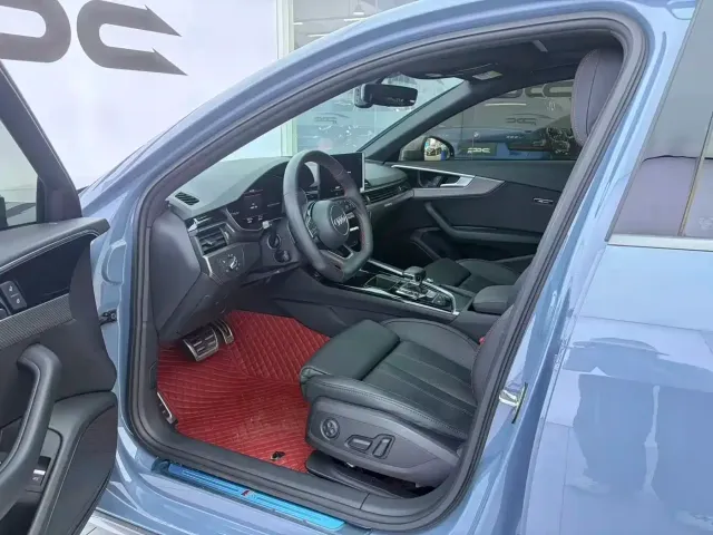 Audi A4L — Фото автомобиля 9