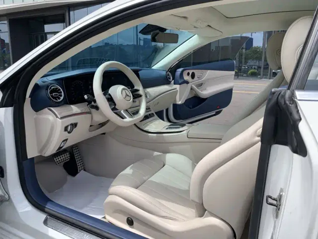 Mercedes-Benz E-Class — Фото автомобиля 15