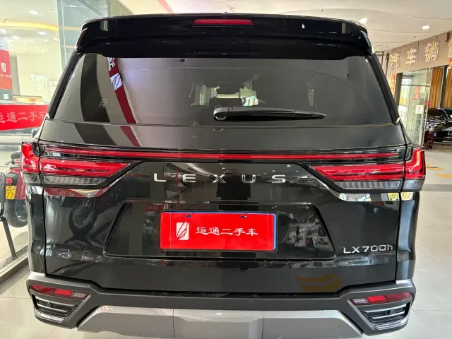 Lexus LX — Фото автомобиля 24
