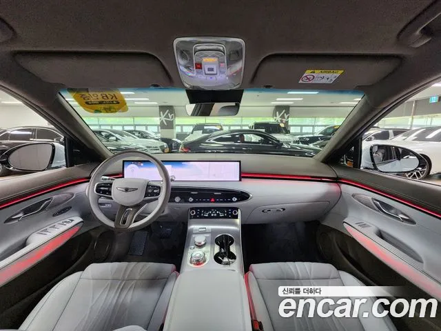 Genesis GV70 — Фото автомобиля 16