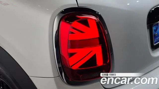 MINI Cooper — Фото автомобиля 8