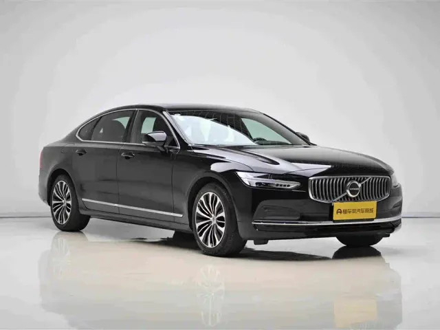 Volvo S90 — Фото автомобиля 3