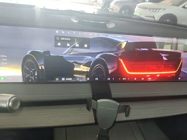 Geely Galaxy E8 — Фото автомобиля 12