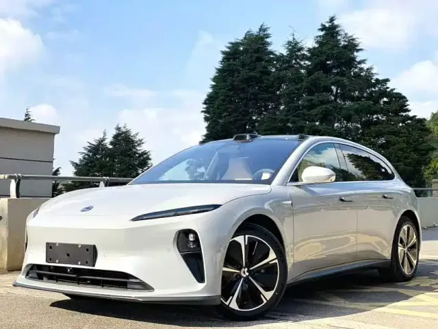 Фотография автомобиля — Nio ET5 Touring