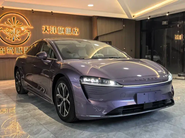 Luxeed S7 — Фото автомобиля 3