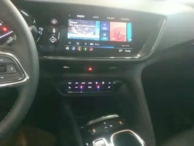 Buick Envision Plus — Фото автомобиля 12