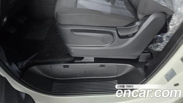 Hyundai Staria Staria Tourer 11 мест — Фото автомобиля 30