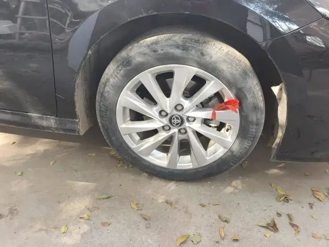 Toyota Camry — Фото автомобиля 5