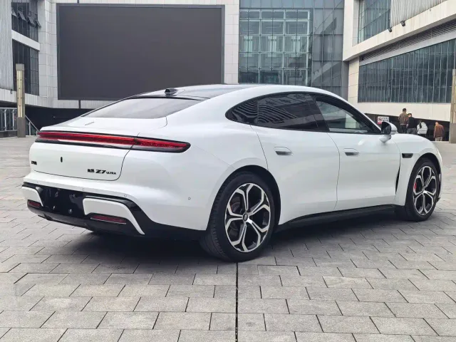 Shangjie Z7 — Фото автомобиля 6