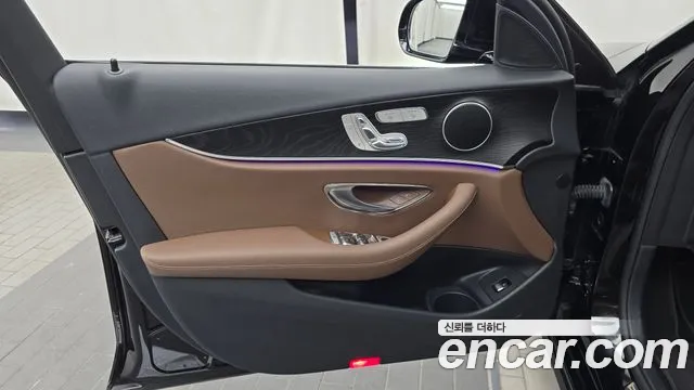 Mercedes-Benz E-Class W213 — Фото автомобиля 13