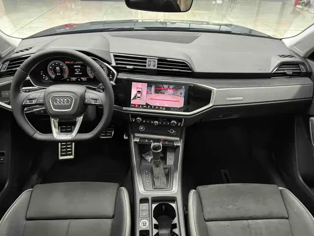Audi Q3 — Фото автомобиля 7