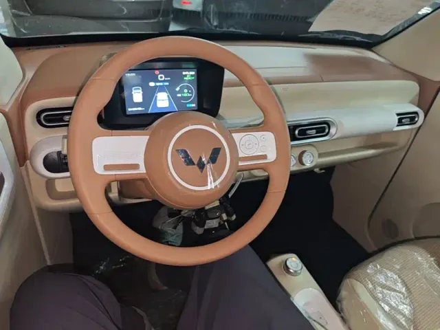 Wuling Hongguang Mini EV — Фото автомобиля 9