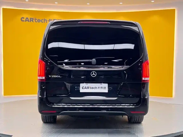 Mercedes-Benz V-Class — Фото автомобиля 5