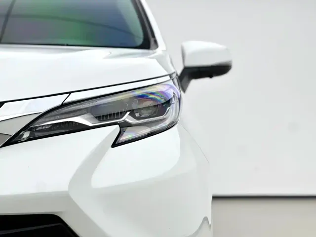 Toyota Sienna — Фото автомобиля 17