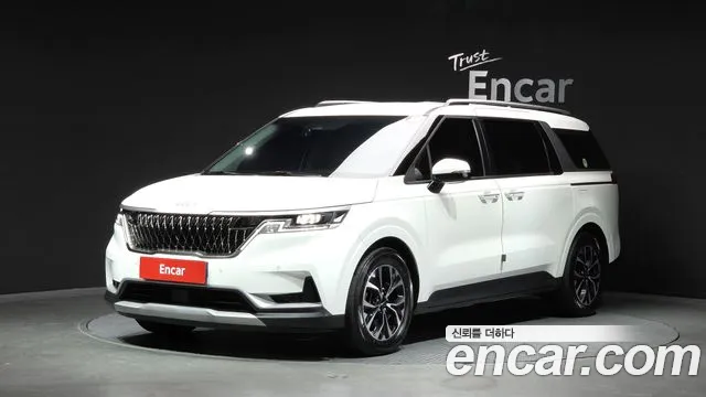 Фотография автомобиля — Kia Carnival Generation 4