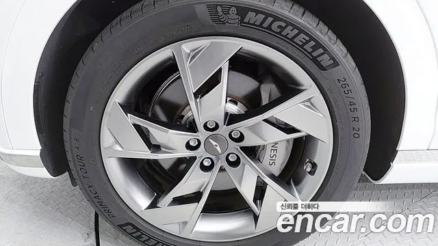 Genesis GV70 Electrified GV70 — Фото автомобиля 9