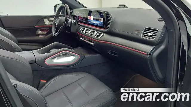 Mercedes-Benz GLE-Class — Фото автомобиля 9