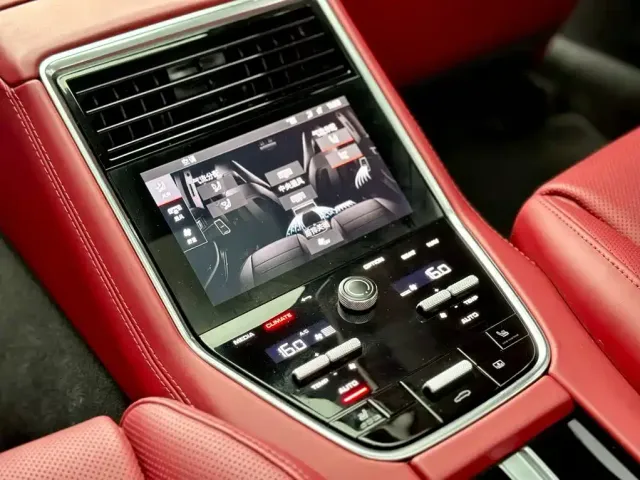 Porsche Panamera — Фото автомобиля 17