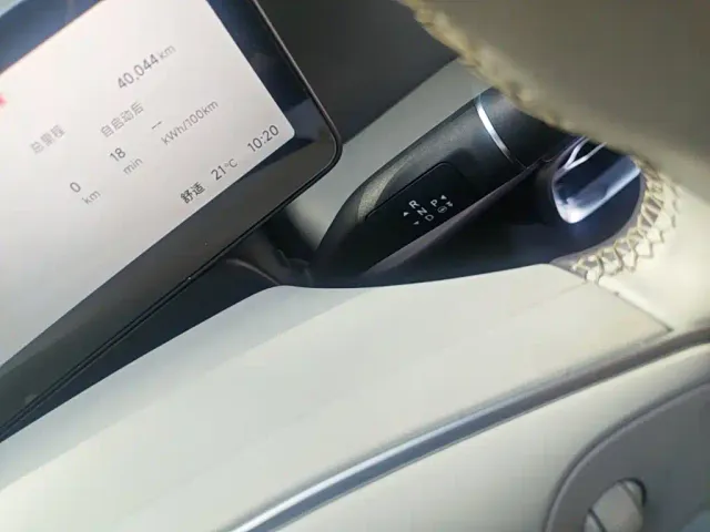 Leapmotor B10 — Фото автомобиля 13