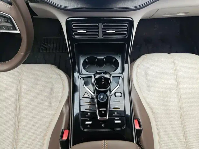 BYD Qin PLUS — Фото автомобиля 16