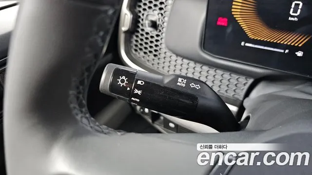 Kia Tasman Tasman 2.5T Бензин 2WD — Фото автомобиля 16